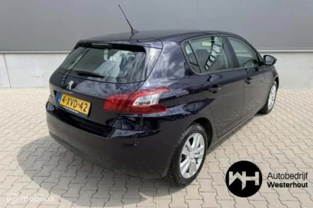 Peugeot 308 (2014) thumbnail 3