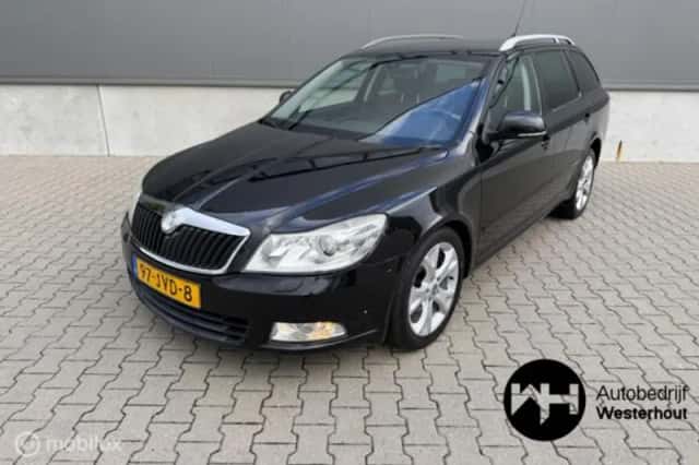Škoda Octavia (2009) thumbnail 2