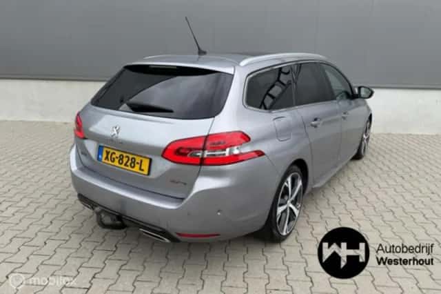 Peugeot 308 (2018) thumbnail 3