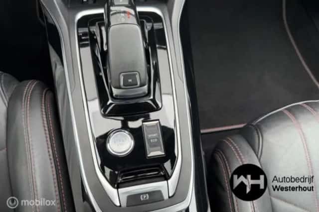 Peugeot 308 (2018) thumbnail 6