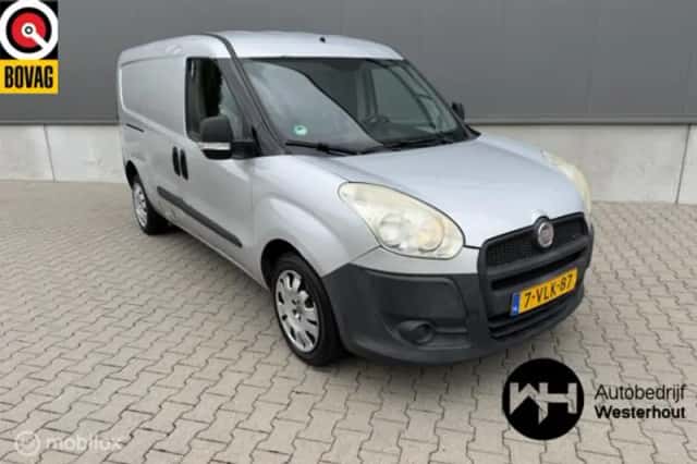 Fiat Doblò (2011) thumbnail 1