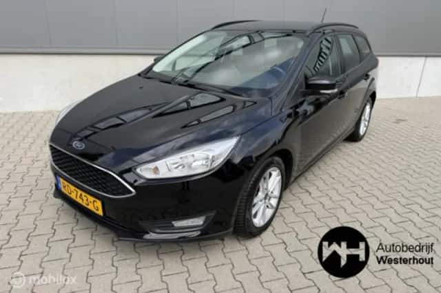 Ford Focus (2017) thumbnail 2