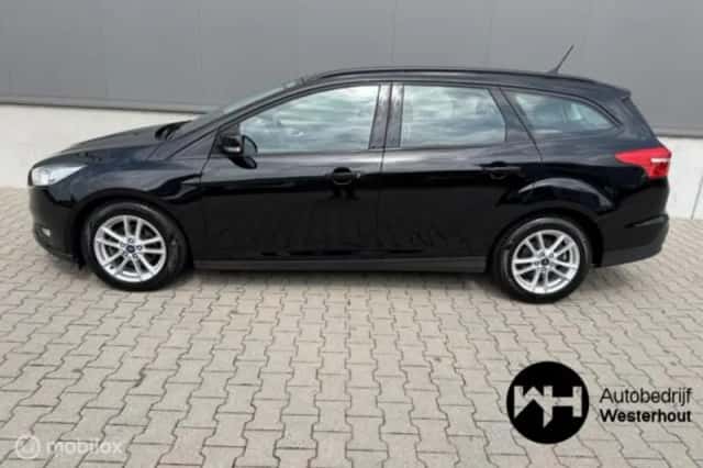 Ford Focus (2017) thumbnail 5