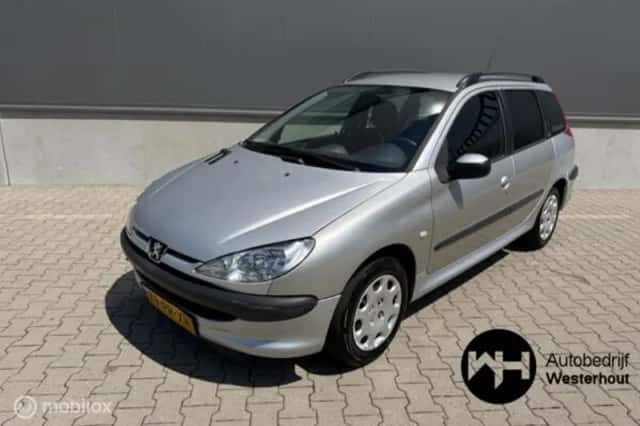 Peugeot 206 (2004) thumbnail 2