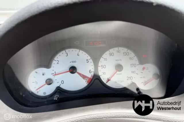 Peugeot 206 (2004) thumbnail 5