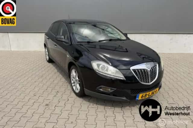 Lancia Delta (2010) thumbnail 1