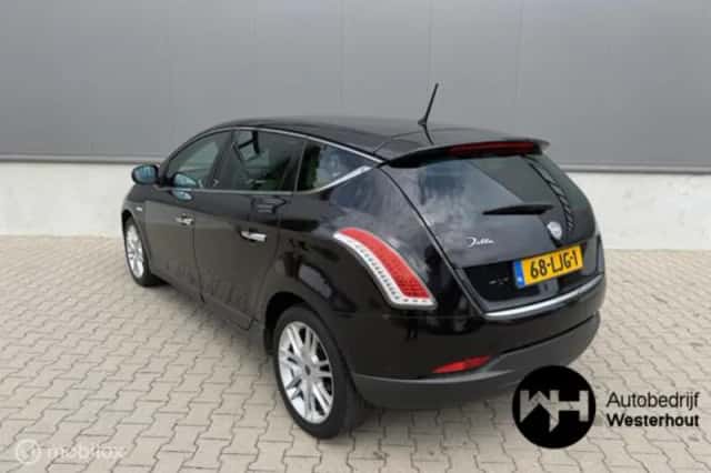 Lancia Delta (2010) thumbnail 3