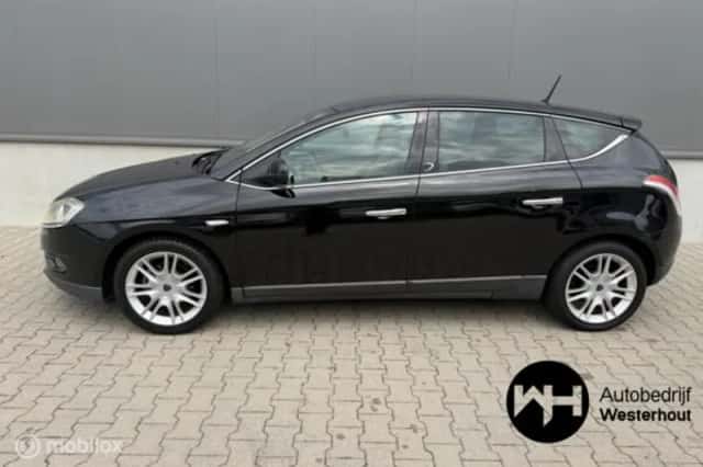 Lancia Delta (2010) thumbnail 6