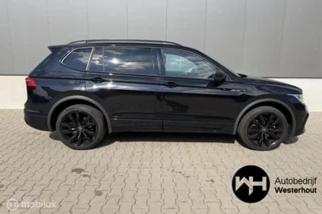 Volkswagen Tiguan (2023) thumbnail 6