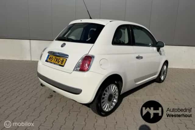 Fiat 500 (2012) thumbnail 4