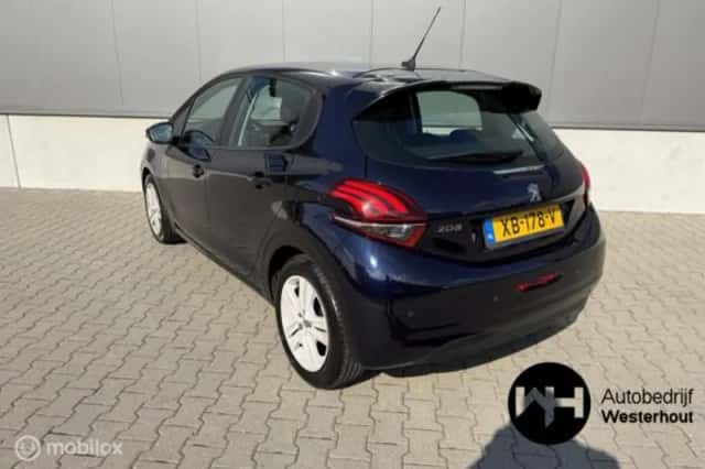 Peugeot 208 (2018) thumbnail 3