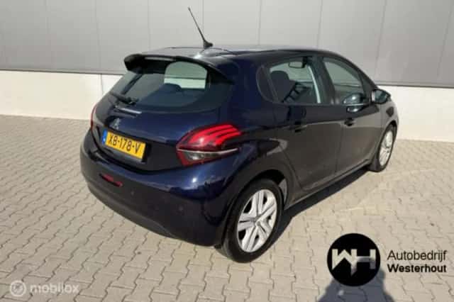Peugeot 208 (2018) thumbnail 4