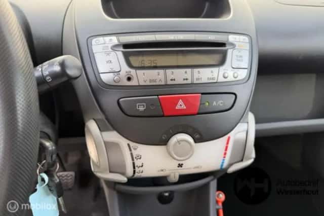 Citroën C1 (2007) thumbnail 6