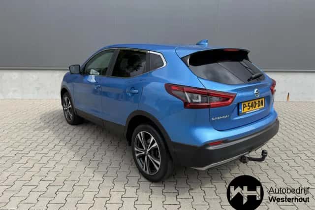 Nissan Qashqai (2018) thumbnail 3