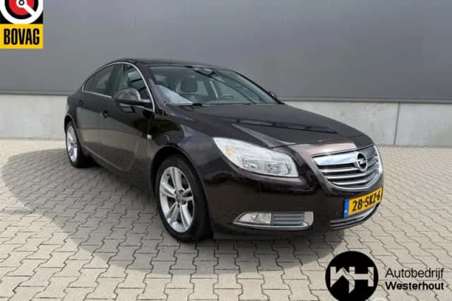 Opel Insignia (2011) thumbnail 1