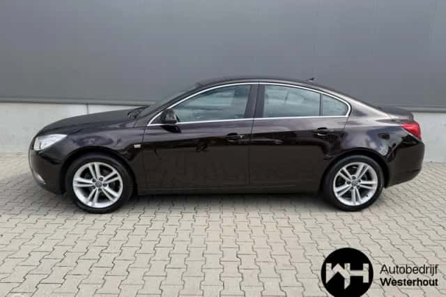 Opel Insignia (2011) thumbnail 5