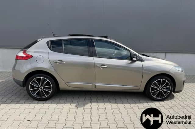 Renault Mégane (2012) thumbnail 5
