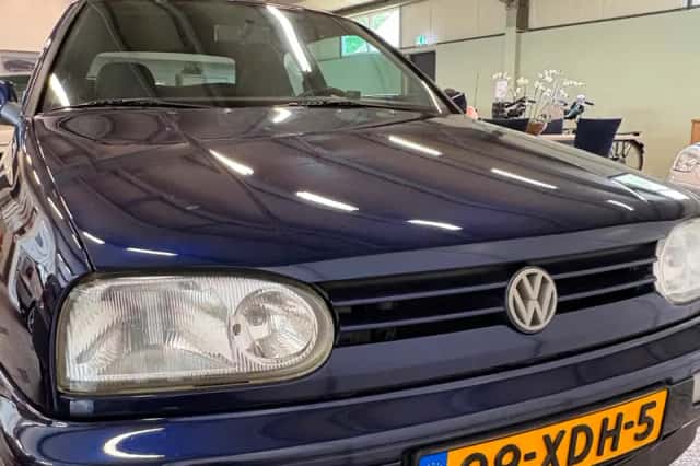 Volkswagen Golf (1995) thumbnail 2