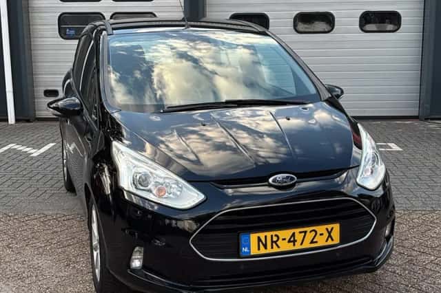 Ford B-Max (2017) thumbnail 3