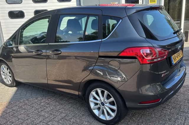 Ford B-Max (2017) thumbnail 5