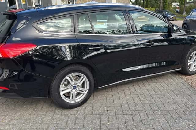 Ford Focus (2019) thumbnail 6