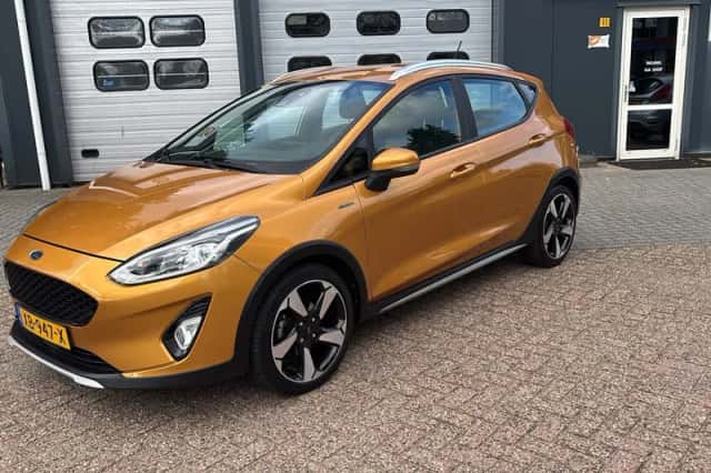 Ford Fiesta (2018) thumbnail 1