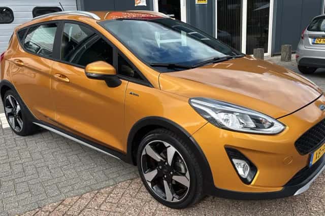 Ford Fiesta (2018) thumbnail 3