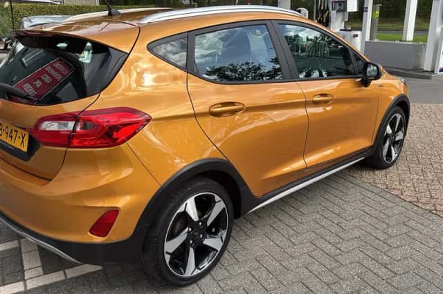 Ford Fiesta (2018) thumbnail 4
