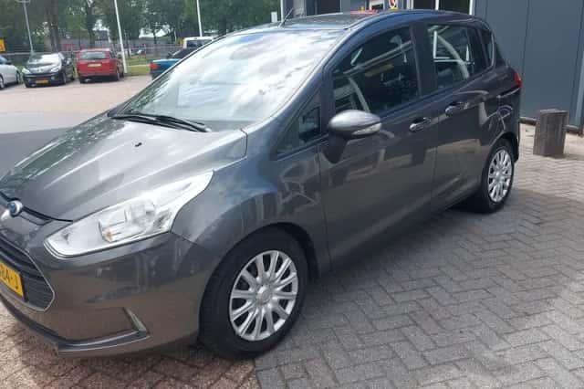 Ford B-Max (2016) thumbnail 2