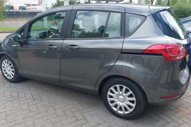Ford B-Max (2016) thumbnail 3