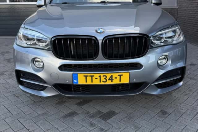 BMW X5 (2014) thumbnail 4