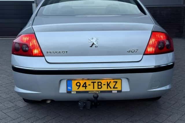 Peugeot 407 (2006) thumbnail 5