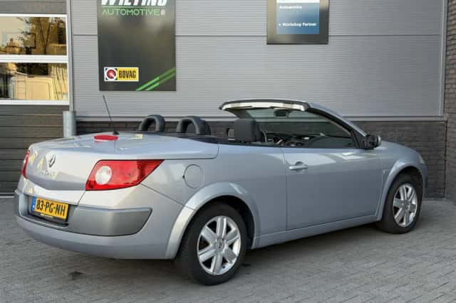 Renault Mégane (2004) thumbnail 6