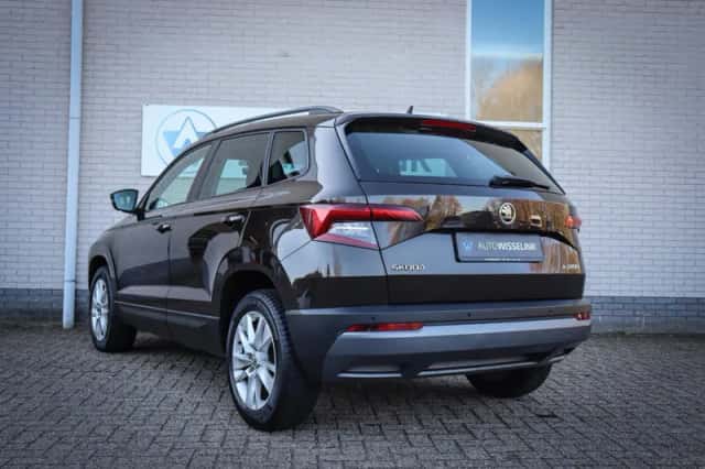 Škoda Karoq (2018) thumbnail 5