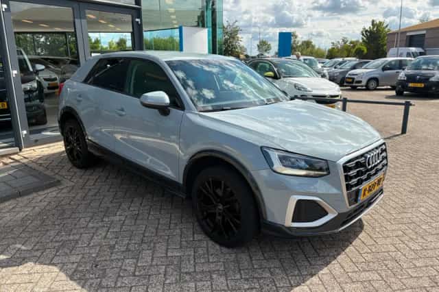 Audi Q2 (2021) thumbnail 4