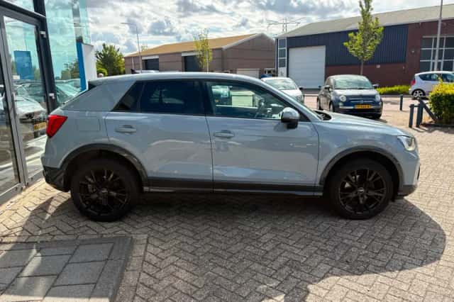 Audi Q2 (2021) thumbnail 5