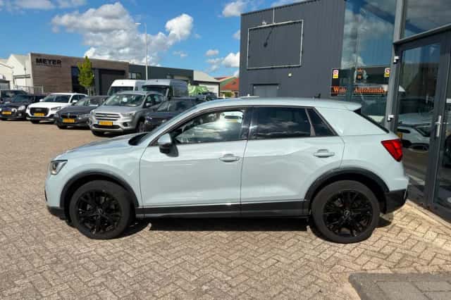 Audi Q2 (2021) thumbnail 6
