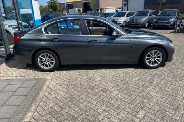 BMW 3-Serie (2014) thumbnail 5