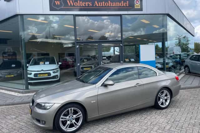 BMW 3-Serie (2007) thumbnail 2