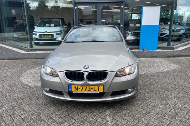 BMW 3-Serie (2007) thumbnail 4