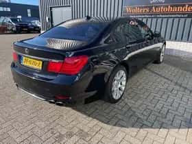 BMW 7-Serie (2009) thumbnail 9