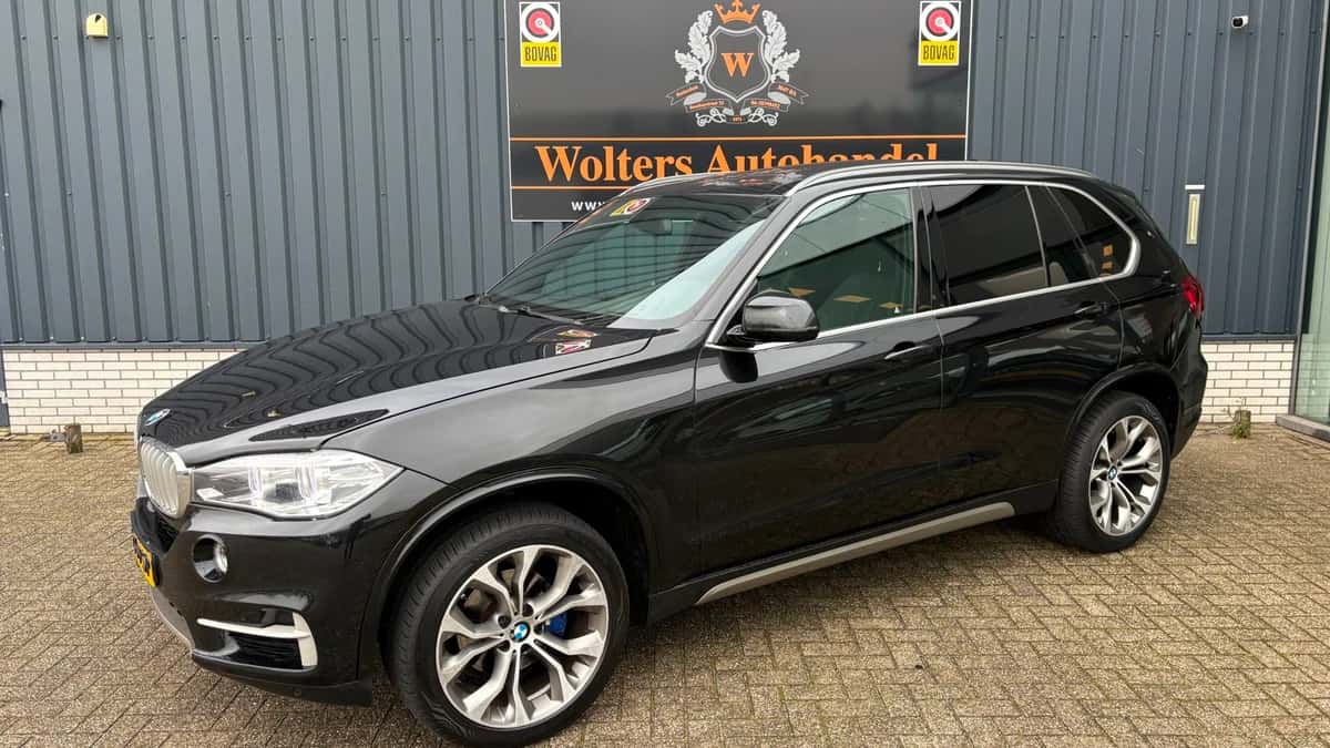 BMW X5 (2017) — foto 1