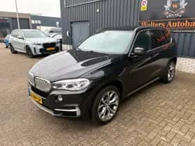 BMW X5 (2017) thumbnail 2