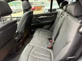 BMW X5 (2017) thumbnail 17