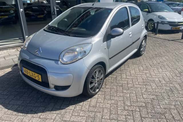 Citroën C1 (2010) thumbnail 2