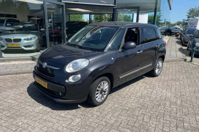 Fiat 500 (2014) thumbnail 2