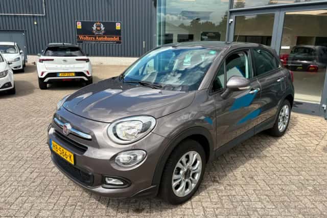 Fiat 500 (2015) thumbnail 2