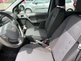 Fiat Panda (2011) thumbnail 11