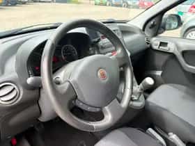 Fiat Panda (2011) thumbnail 10