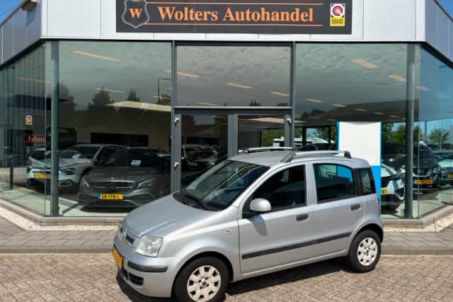 Fiat Panda (2010) thumbnail 1